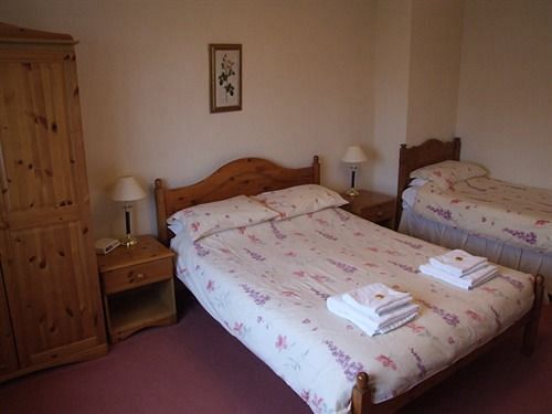 Cefn Uchaf Guesthouse Garndolbenmaen Exterior foto